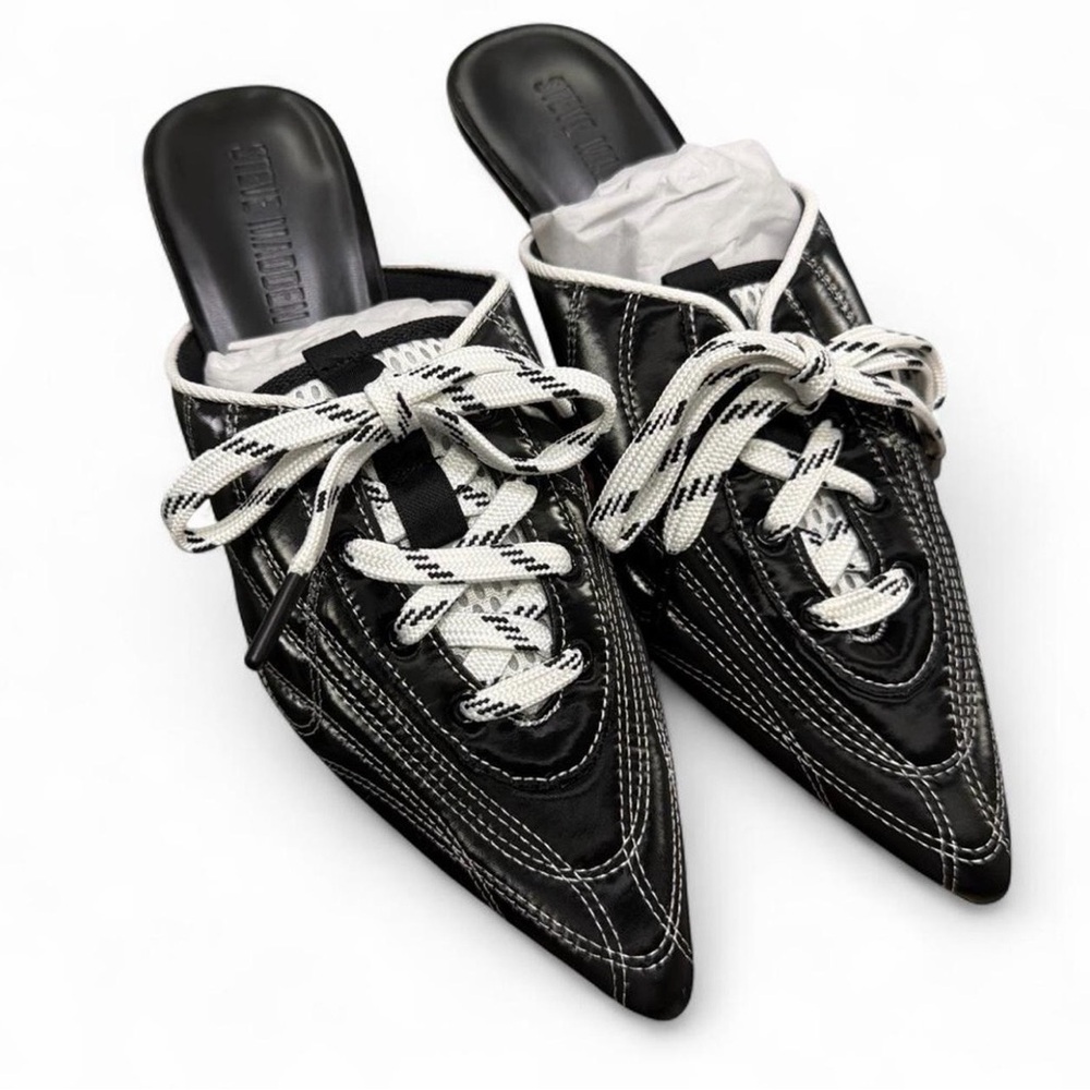 Steve Madden Black Pointed Kirby Mule Heels with White Lace Detail - Picture 2 of 7